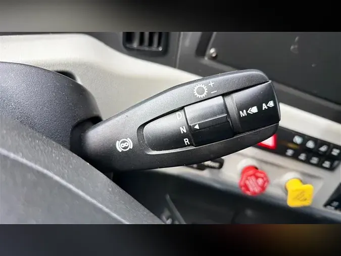 2022 FREIGHTLINER CA126