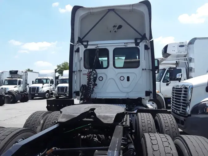 2018 FREIGHTLINER CASCADIA 125