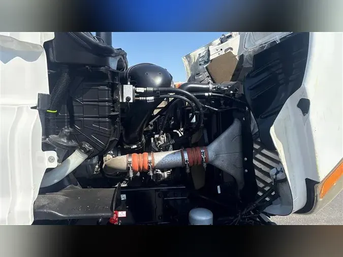 2016 FREIGHTLINER CASCADIA