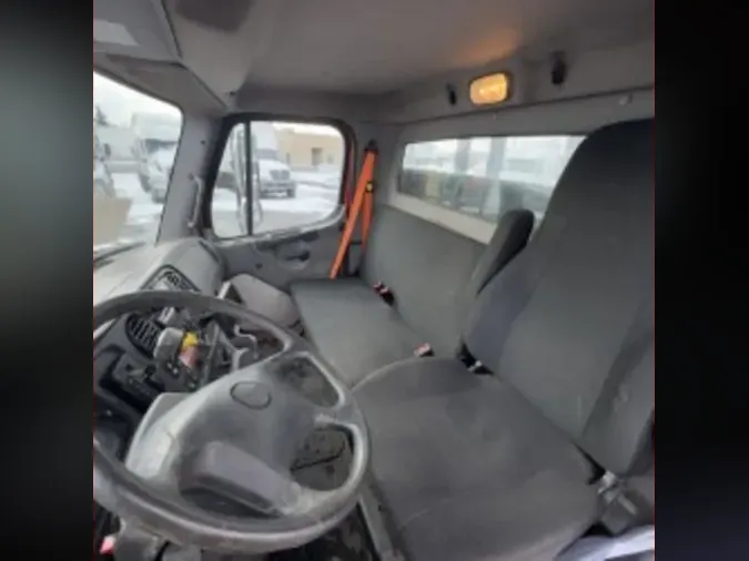 2019 FREIGHTLINER/MERCEDES M2 10620147889b740d690e2b3fe22d57e6602