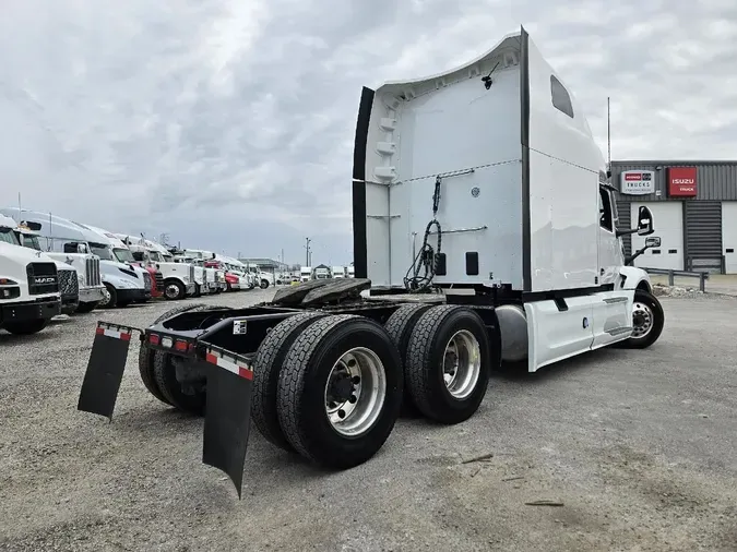 2023 PETERBILT 579