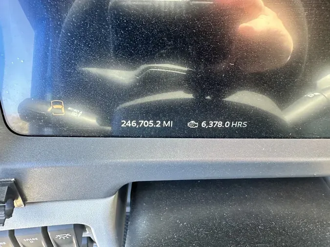 2023 PETERBILT 579