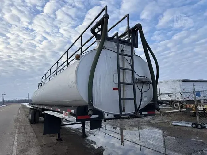 1980 HEIL 2019fbcaf7e34d0f299beb2a22217626