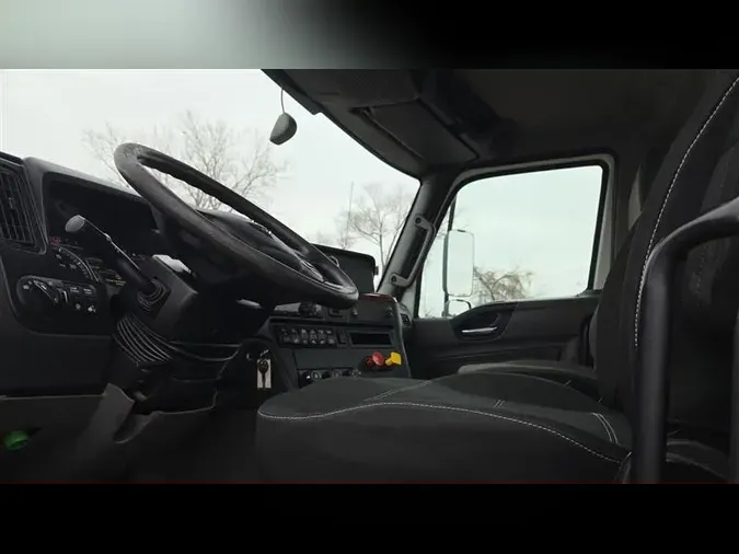 2020 INTERNATIONAL RH613