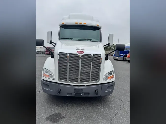 2021 Peterbilt 579
