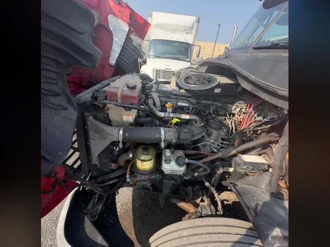 2019 FREIGHTLINER CASCADIA 125