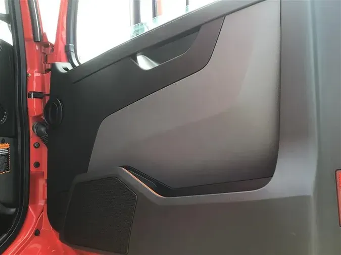 2023 VOLVO VNR300202332b6e51d92bcc67503f21c00191d
