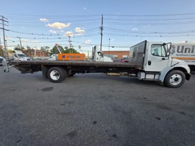 2015 FREIGHTLINER/MERCEDES M2 106