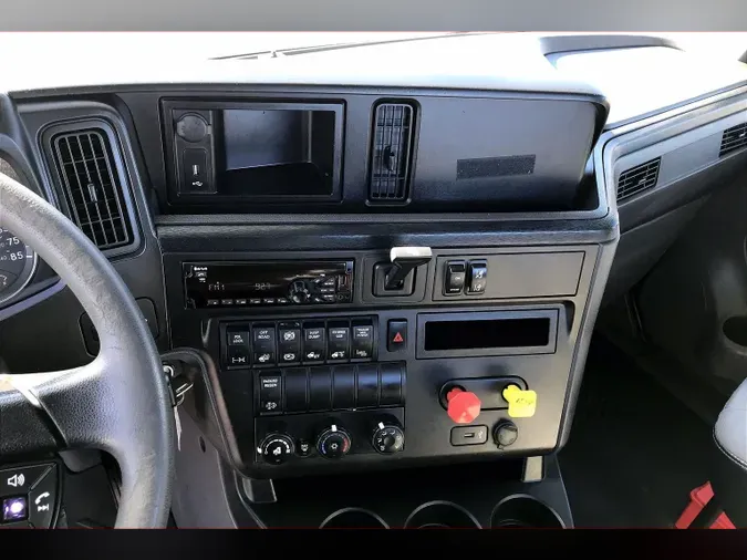 2019 INT LT625 6x420280faa410d15c522c4deed8d599630