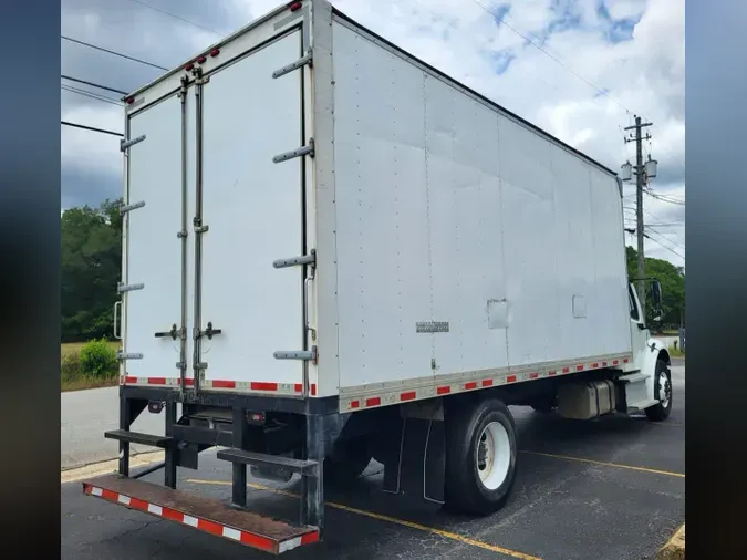 2018 FREIGHTLINER/MERCEDES M2 106
