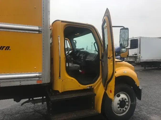 2018 Freightliner M2