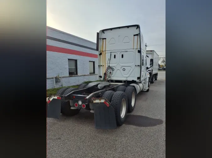 2019 FREIGHTLINER/MERCEDES CASCADIA 125