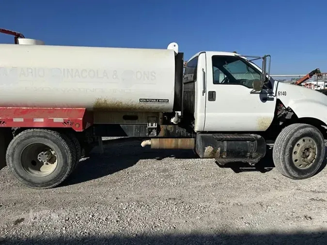 2007 FORD F750 SD