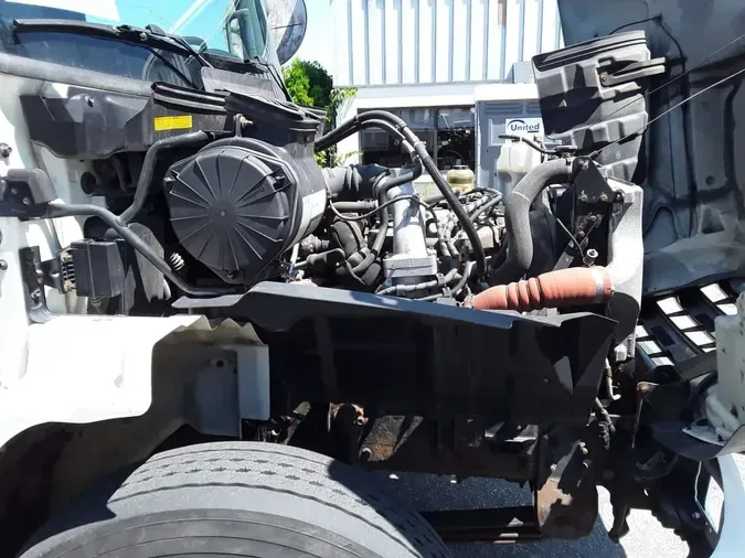 2018 HINO HINO 268