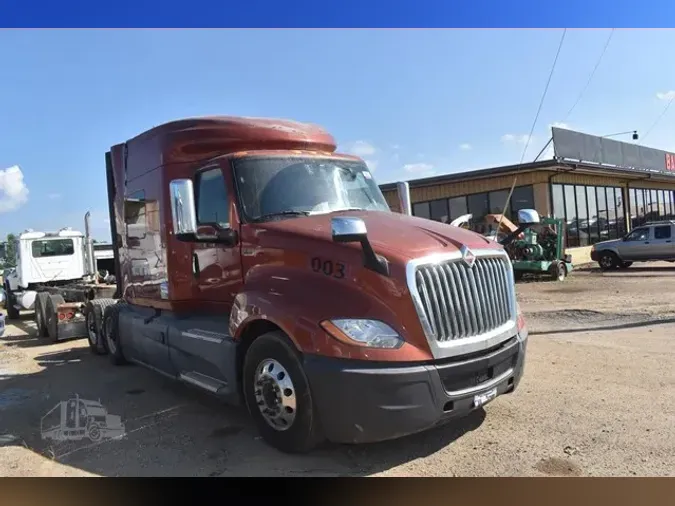 2019 INTERNATIONAL LT