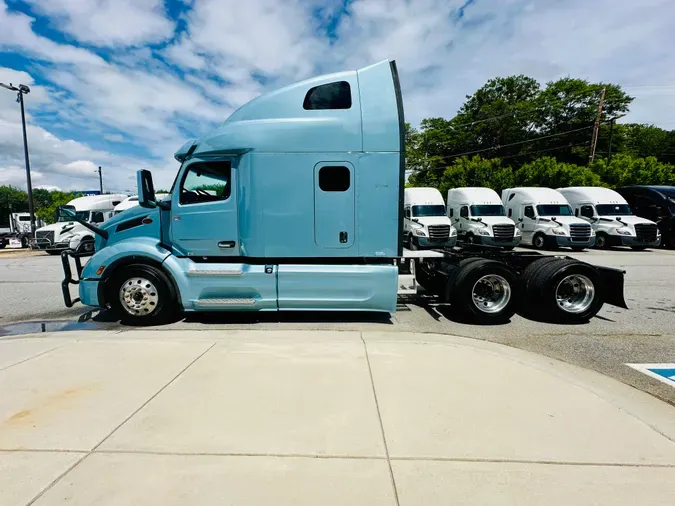 2022 Peterbilt 579