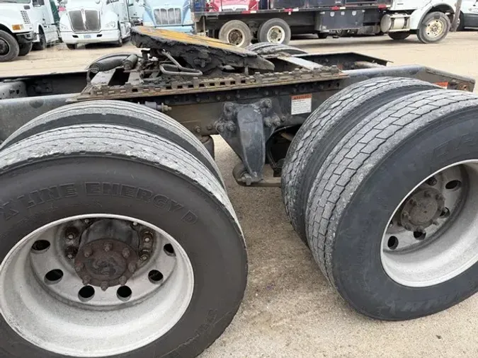 2009 FREIGHTLINER CASCADIA 125203f4211fe8b05ca4232306858a6652f