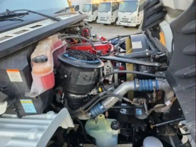 2019 FREIGHTLINER/MERCEDES M2 106