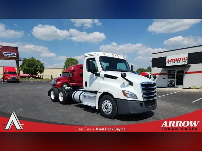 2020 FREIGHTLINER CA1262041353cf21bae8a985a0e78b45202c4