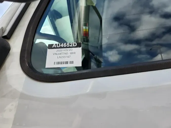 2020 VOLVO VNL64T760