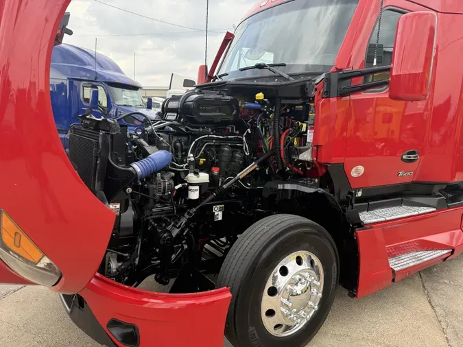 2024 Kenworth T680
