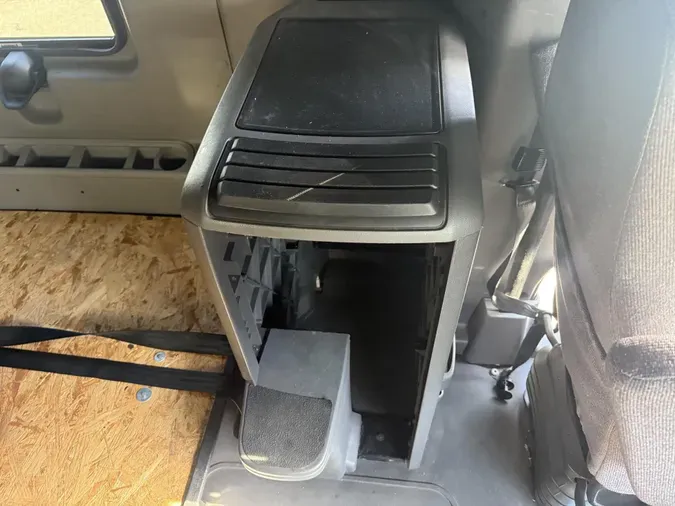 2022 International LT625