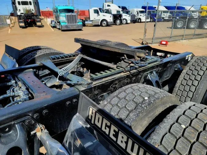 2021 Peterbilt 3892049055be44a93b4e556266c3433491c