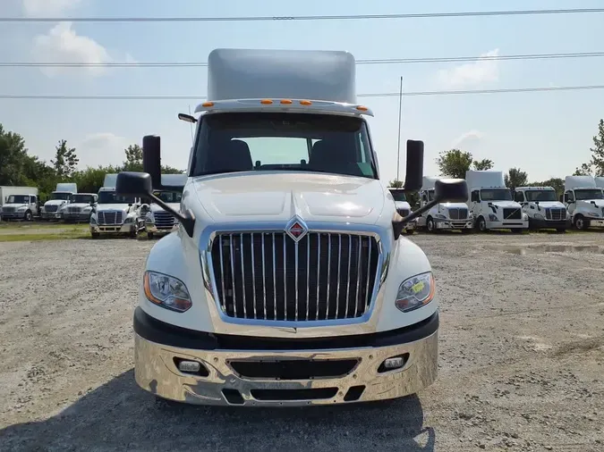 2019 NAVISTAR INTERNATIONAL LT625 DAYCAB T/A