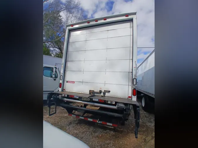 2016 FREIGHTLINER/MERCEDES M2 106