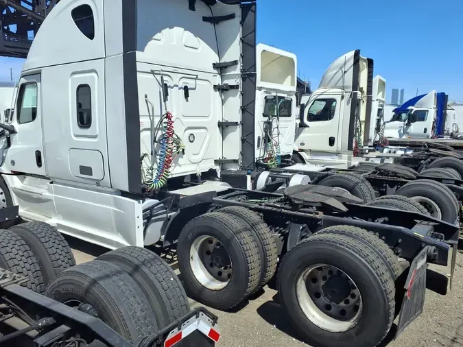 2022 FREIGHTLINER/MERCEDES NEW CASCADIA PX12664