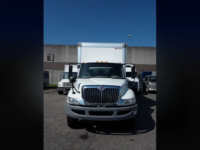 2019 NAVISTAR INTERNATIONAL 4300