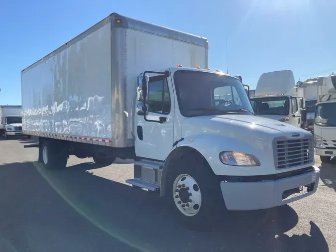 2018 FREIGHTLINER M2 106