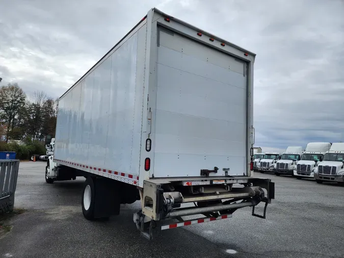 2016 FREIGHTLINER/MERCEDES M2 106