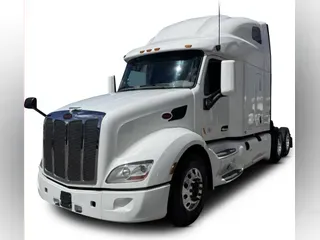 2022 Peterbilt 579