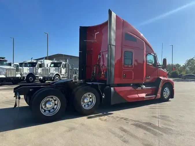 2024 Kenworth T680