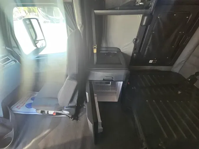 2020 FREIGHTLINER/MERCEDES NEW CASCADIA PX12664