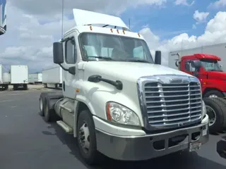 2019 FREIGHTLINER CASCADIA 125