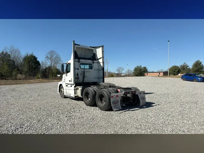 2018 Volvo VNL300