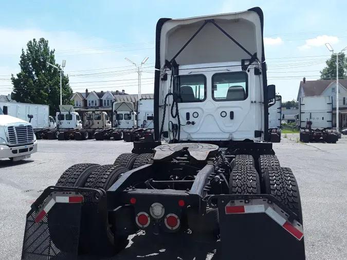 2020 FREIGHTLINER/MERCEDES NEW CASCADIA PX12664