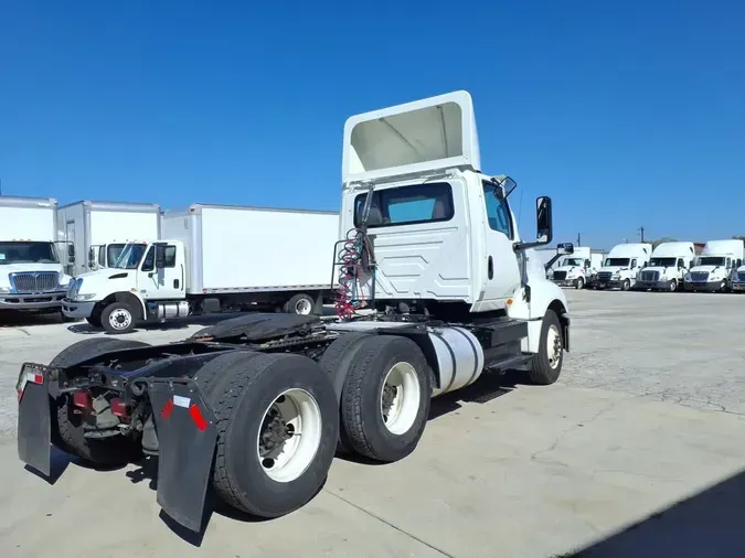2019 NAVISTAR INTERNATIONAL LT625 DAYCAB T/A