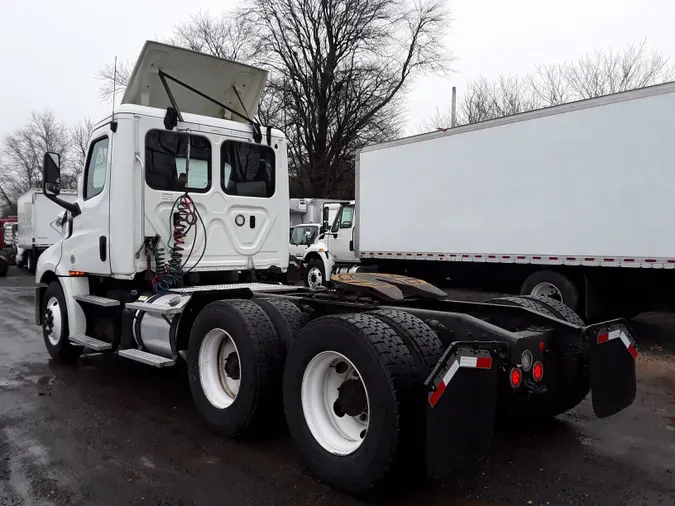 2019 FREIGHTLINER/MERCEDES NEW CASCADIA PX12664