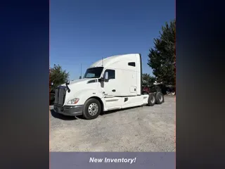 2021 KENWORTH T680