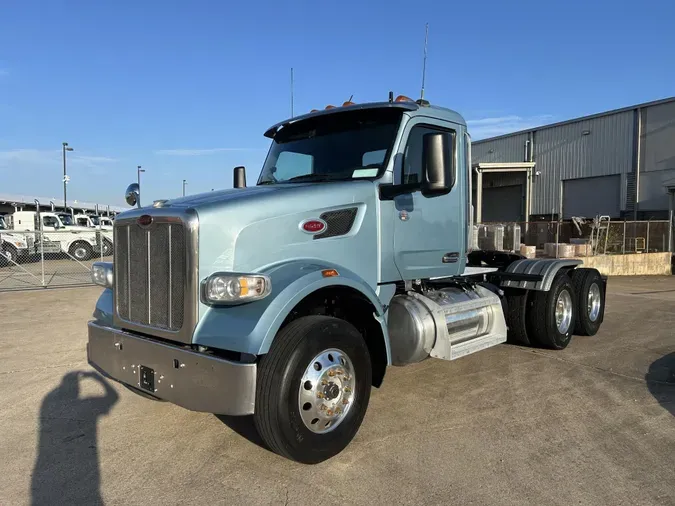 2022 Peterbilt 567