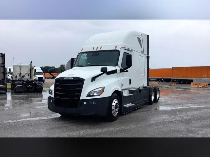 2023 Freightliner Cascadia 126207284cf97843c2a1258202eb8d22e98
