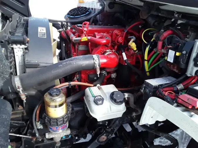 2020 FREIGHTLINER/MERCEDES M2 106