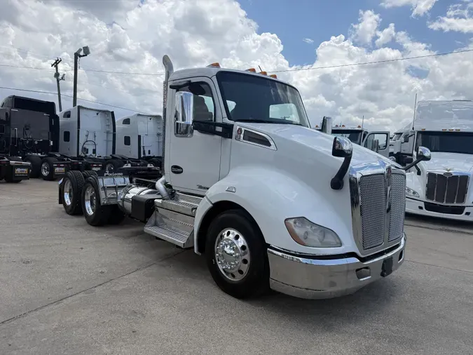 2021 Kenworth T680207b03fac78824cee0b1a468564f1ef5