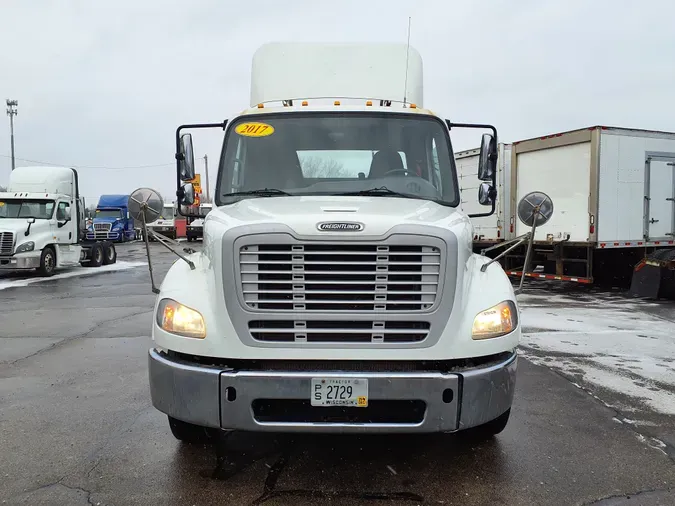 2017 FREIGHTLINER/MERCEDES M2-112