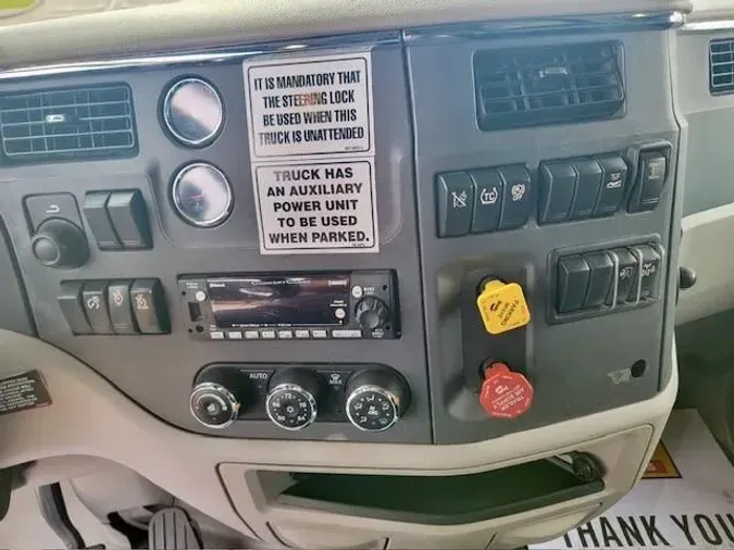 2022 Peterbilt 579