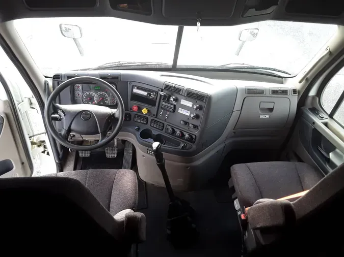 2018 FREIGHTLINER/MERCEDES CASCADIA 125