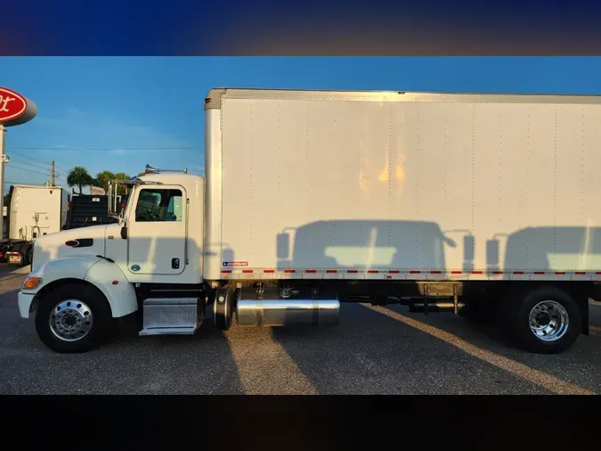 2019 Peterbilt 337